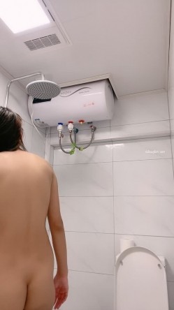 【调教少女】，好漂亮的这俩姐妹花，颜值都挺清秀，同学兼闺蜜 截图3