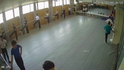 舞蹈班《监控破解》偷拍多位美女学员后台换衣服 截图4
