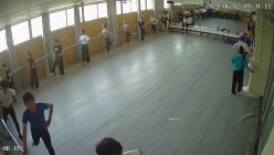 舞蹈班《监控破解》偷拍多位美女学员后台换衣服 截图8