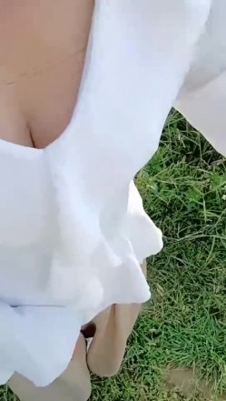 【钢炮寻爱】 户外车震~沟搭人妻熟女催情药无套内射 截图5