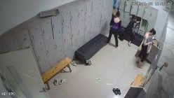 舞蹈班《监控破解》偷拍多位美女学员后台换衣服 截图13