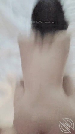 海角大神，【骚妻的浪叫】淫妻合集，把老婆灌醉和客户一起操迷醉的老婆，被操到瘫软哀求着浪叫 截图13