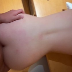 同济大学嘉定校区高知反差美女露脸性爱，在楼道直接后入丝袜狗链上位猛坐 截图11