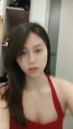极品高颜冷艳御姐，反差小妈感女主播「金刚护撸娃」「小奶猫」密码房激情淫语撩骚，和姐妹下海大秀，互舔互口 截图4