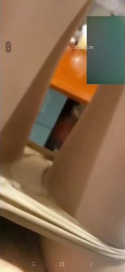 快手福利空姐女神【是邹琳吖是你的琳姐姐】脸穴同框性爱XO首次流出性爱啪啪 猛操 吃鸡巴 截图1