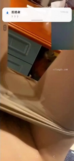 快手福利空姐女神【是邹琳吖是你的琳姐姐】脸穴同框性爱XO首次流出性爱啪啪 猛操 吃鸡巴 截图3