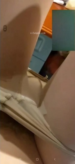 快手福利空姐女神【是邹琳吖是你的琳姐姐】脸穴同框性爱XO首次流出性爱啪啪 猛操 吃鸡巴 截图4