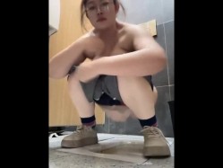 新鲜出炉的语文老师，喜爱露出，户外露出大奶子 截图10