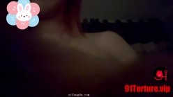 ️字母圈玩虐女奴大神【酷刑哥】最新流出，小M的网调认主，穿刺小刀割胸长针圈胸，承受力差的慎看 截图5