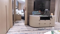 山东绿帽癖【小气质夫妇_小熊维尼】最新付费福利 截图10