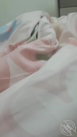 媳妇和丈母娘一起给我口鸡巴 截图1