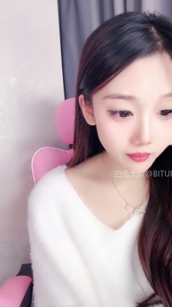 ️神级女神【董小姐】高端女神！模特身材~裸舞~道具自慰~白浆直流！ 截图8