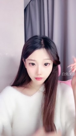 ️神级女神【董小姐】高端女神！模特身材~裸舞~道具自慰~白浆直流！ 截图13
