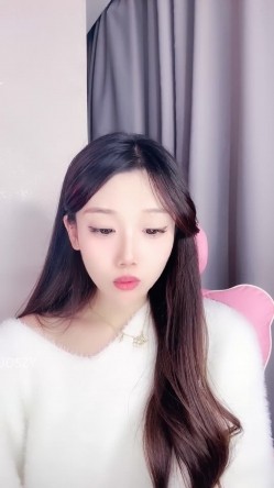️神级女神【董小姐】高端女神！模特身材~裸舞~道具自慰~白浆直流！ 截图14