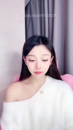 ️神级女神【董小姐】高端女神！模特身材~裸舞~道具自慰~白浆直流！ 截图16