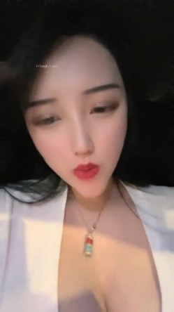 178胸膜！~【傲胸新木优子】，KTV土豪淫乱，高端酒店会牛郎！夜生活真是丰富，之前还爱装逼不脱呢 截图11