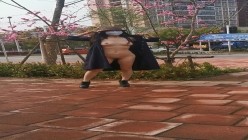 万人求购，推特反差婊，顶级绿帽骚妻【嫂子爱露出】一女战多男，群P大乱交，捆绑调教野战 截图8