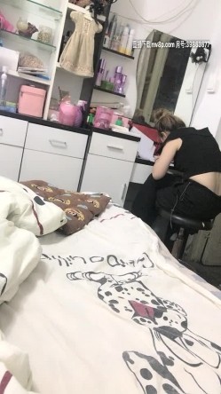 极品爆乳黑丝『口爆男闺蜜』激情啪啪三小时各式玩操 口爆内射连操好几炮 爆裂黑丝操翻天 高清源码录制 截图1