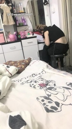 极品爆乳黑丝『口爆男闺蜜』激情啪啪三小时各式玩操 口爆内射连操好几炮 爆裂黑丝操翻天 高清源码录制 截图2