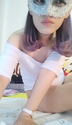 阴毛剃的没几根的风骚少妇女上位和炮友啪啪啪 还自己给自己灌肠 真会玩 截图16
