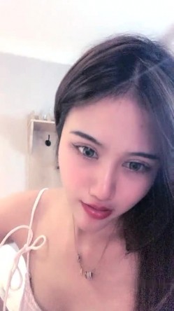 颜值不错妹子和炮友双人啪啪 口交后入上位骑乘插出白浆毛毛浓密 截图4