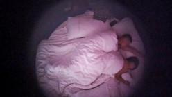 最新流出酒店摄像头偷拍 酒吧刚认识得年轻男女开房玩一夜情开房啪啪 截图11