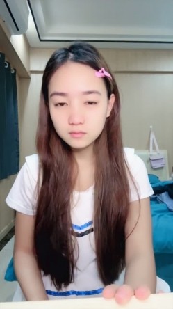 大四学生妹，需要赚点生活费和学费，【沐言】，甜美乖巧真清纯，素颜大尺度展示中 截图7