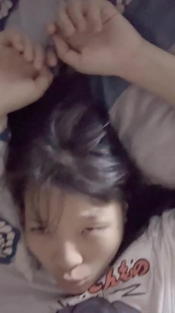 贵州反差精神小妹，内射，口爆，怼脸，各种玩弄！精神小妹性价比才是最高的，配合度还高，怎么玩都可以！ 截图1