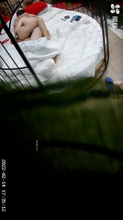 【萤石云酒店 ️极品流出】情人节快乐特辑 ️颜射内射捆绑震动棒 男女激情四射 捆绑 SM 指交 口交 高清1080P版 截图1