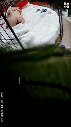 【萤石云酒店 ️极品流出】情人节快乐特辑 ️颜射内射捆绑震动棒 男女激情四射 捆绑 SM 指交 口交 高清1080P版 截图2