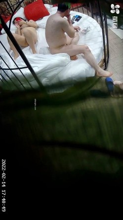 【萤石云酒店 ️极品流出】情人节快乐特辑 ️颜射内射捆绑震动棒 男女激情四射 捆绑 SM 指交 口交 高清1080P版 截图10