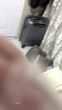 精品泄密流出00后英语老师李汶芯多次裸贷无力偿还 肉偿抵债视频完整版 截图1