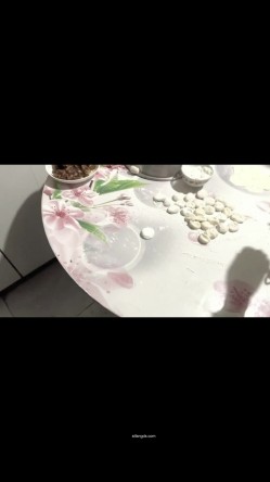 精品泄密流出00后英语老师李汶芯多次裸贷无力偿还 肉偿抵债视频完整版 截图13