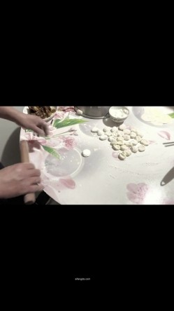 精品泄密流出00后英语老师李汶芯多次裸贷无力偿还 肉偿抵债视频完整版 截图15