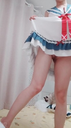 高颜气质网红女神【禧阿妹】私拍，表里不一极度反差，情趣紫薇3P肛交被炮友各种干 截图4