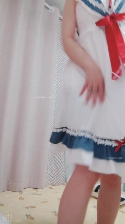 高颜气质网红女神【禧阿妹】私拍，表里不一极度反差，情趣紫薇3P肛交被炮友各种干 截图5