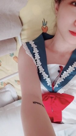 高颜气质网红女神【禧阿妹】私拍，表里不一极度反差，情趣紫薇3P肛交被炮友各种干 截图10