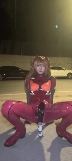 圣诞狂欢 鸡鸡子 国产极品人气TS，又清纯又狂野，攻守兼备反差感拉满，线下约会据说已经排到明年 截图9