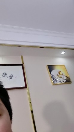 明星颜值极品女神！细腰无敌美腿！性感情趣装吊带丝袜，搔首弄姿，让闺蜜舔骚穴，极度诱惑 截图11