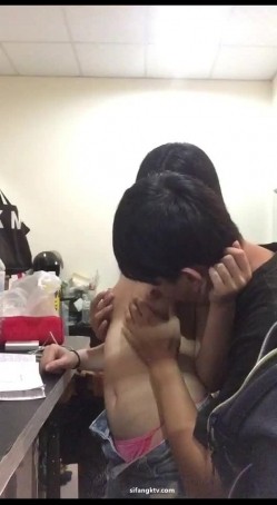 【夫妻泄密】台湾高颜值正妹与老公性爱自拍淫照日常照 截图10