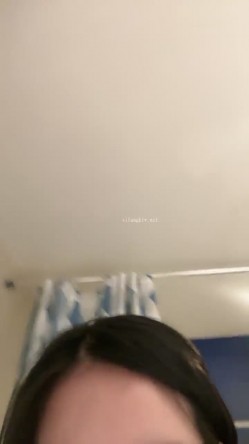 绵密潮汐 顶级绿播下海~美到炸裂~【免密】揉穴自慰~秒射，极品美女，爽到狂喷尿，黑森林湿得一塌煳涂 截图9