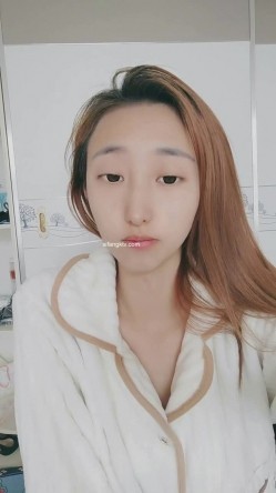 绿播下海黄播！【强力黄豆】101%恋爱型，超完美的咪咪！ 截图4