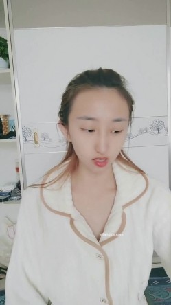 绿播下海黄播！【强力黄豆】101%恋爱型，超完美的咪咪！ 截图10