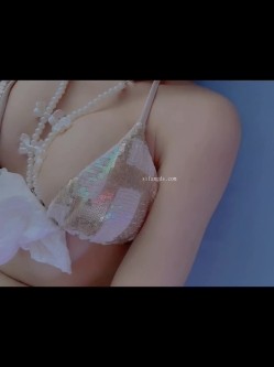 抖音形体舞蹈教练【妮可形体舍宾】身材很哇塞的颜值少妇，大胆掰逼，道具自慰 截图7