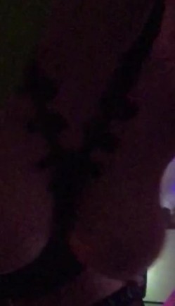 技术型露脸极品大奶熟女【惠子阿姨】目前最全合集，女王调教3P啪啪各种交合 截图15
