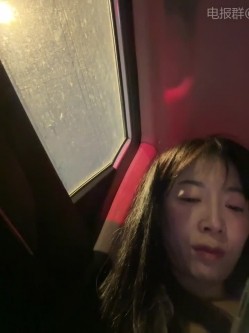 ️sp站极品熟女【yourkeer】穿着开档丝袜在户外商场厕所大胆诱惑自慰骚出天际 截图16