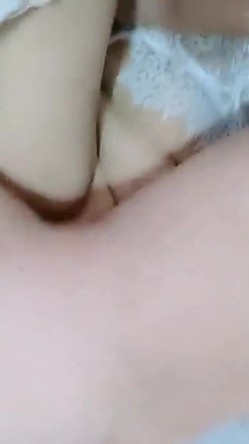 熟女阿姨 啊啊亚麻跌 啊啊妈呀受不了了 丰腴的身材 肥嘟嘟的鲍鱼 没控制住内射了 貌似阿姨动作片看多了 截图7