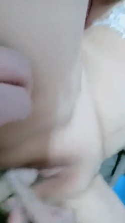 熟女阿姨 啊啊亚麻跌 啊啊妈呀受不了了 丰腴的身材 肥嘟嘟的鲍鱼 没控制住内射了 貌似阿姨动作片看多了 截图11