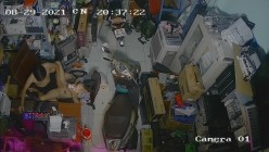黑客破解摄像头监控偷拍 电脑维修店内夫妻口爆啪啪 超刺激！ 截图9