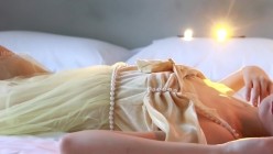 重磅【大学生私密拍摄】明星颜值长得很像白鹿的模特 大尺度私拍泄密流出 截图1